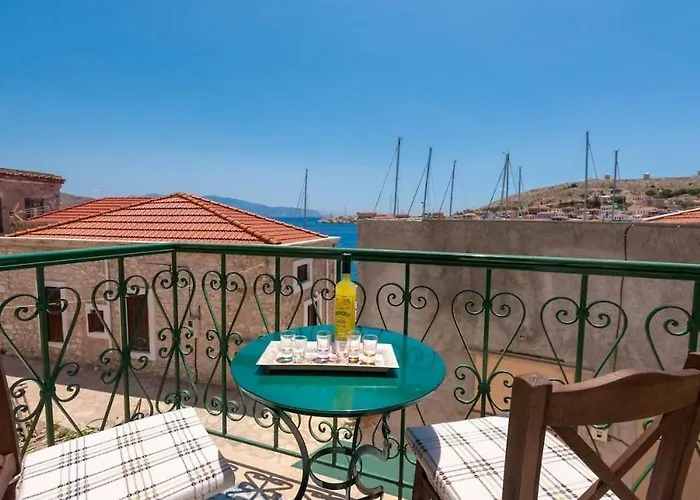 Matina's House Tatil Evi