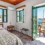 Сasa de vacaciones Matina's House Chalki Town